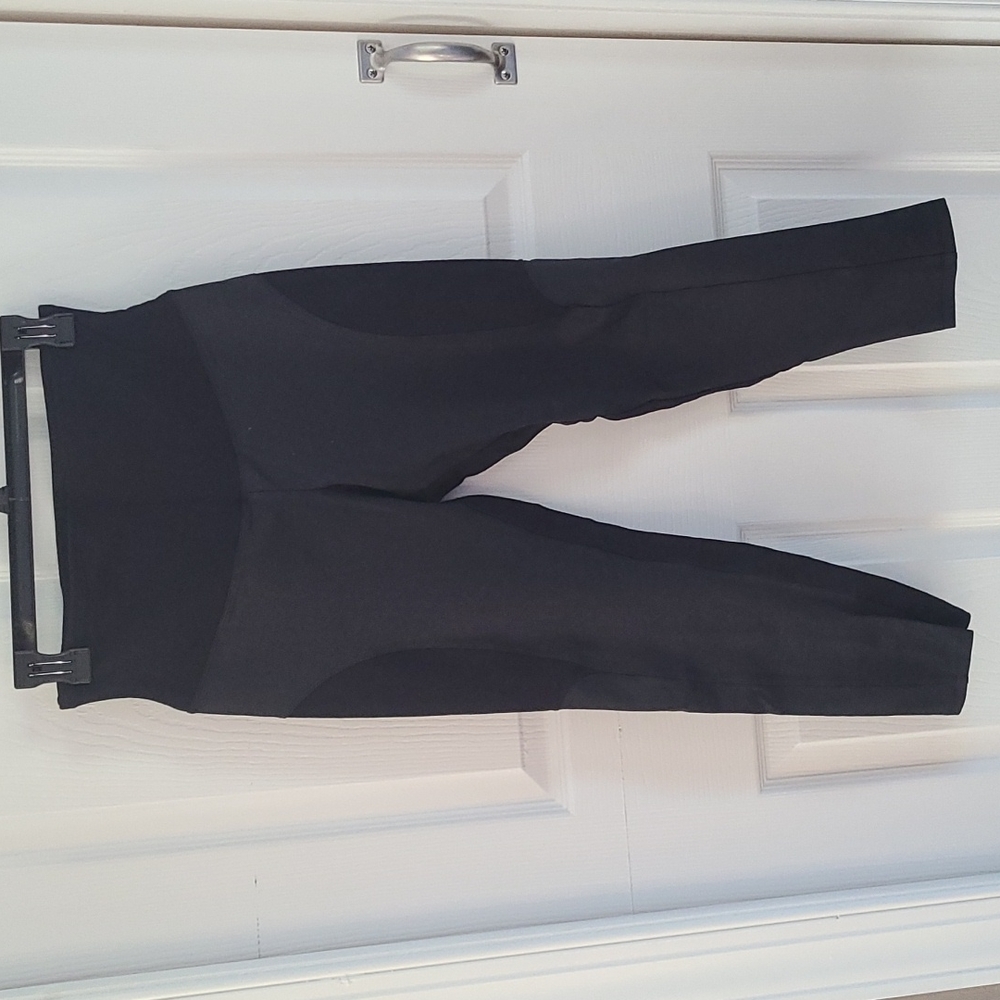 Yummie Crop Leggings.